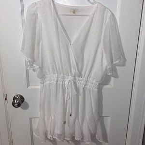 A very nice Romper for any occasion. Very comfy with a tie waist.